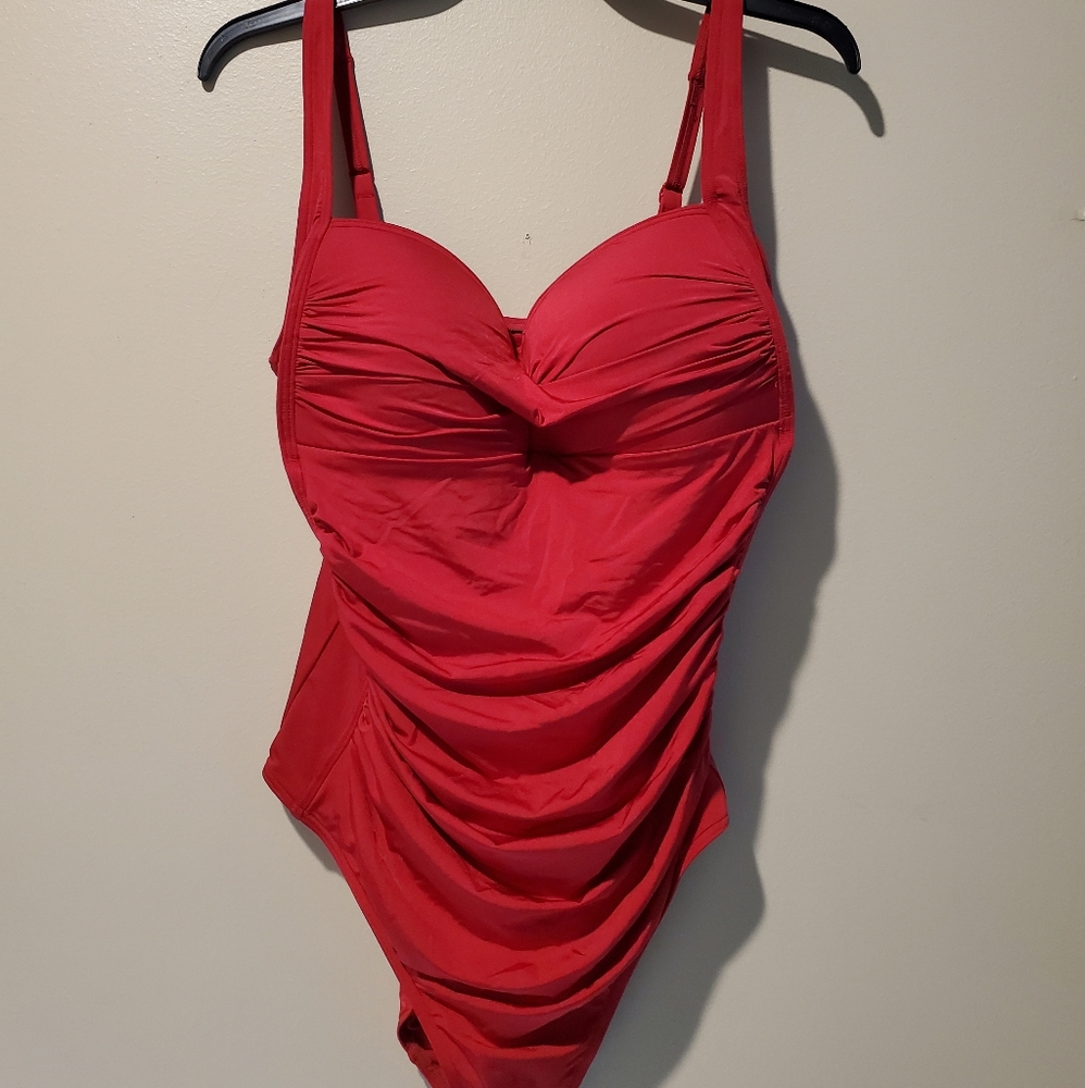 Red One Piece Spandex Swimsuit Women's Size L/XL